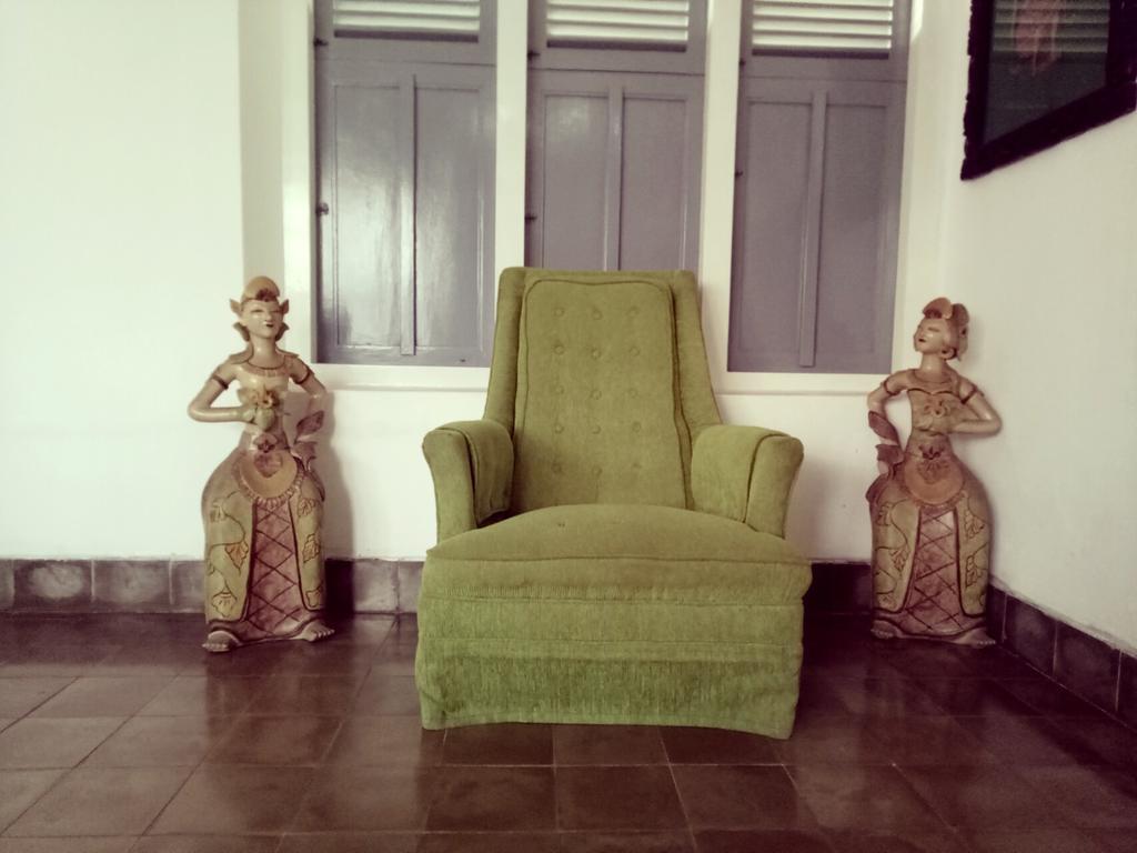 Ndalem Suwarno Homestay *